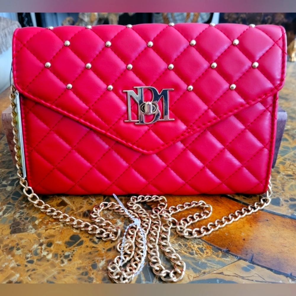 Badgley Mischka Red Quilted Chain Bag - Picture 1 of 9